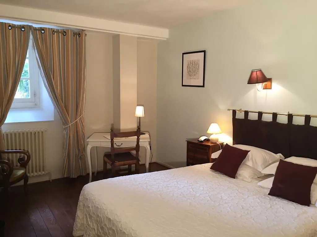 *** Hotel Hostellerie Des Cedres Villeneuve-de-Riviere France